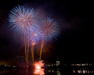 Fireworks over Lac Leamy, Gatineau, Quebec, Aug 2009
