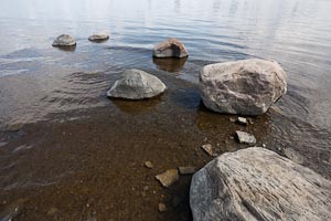 Rocks in the Ottawa River, Apr 2010
